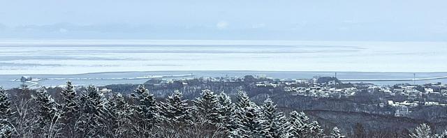 網走市沖のオホーツク海を埋めた流氷