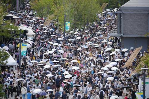 大阪・関西万博会場に来た人たち