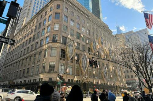 米ニューヨークの5番街にある百貨店「サックス・フィフス・アベニュー」