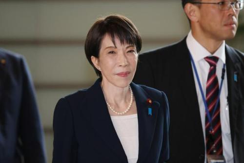 首相官邸に入る高市早苗首相